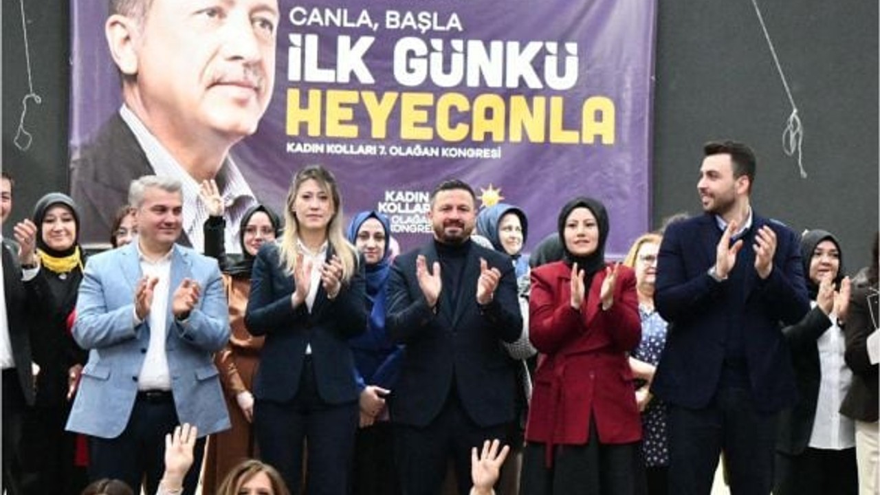 Edremit AK Parti Kadın Kolları Başkanı Değişti