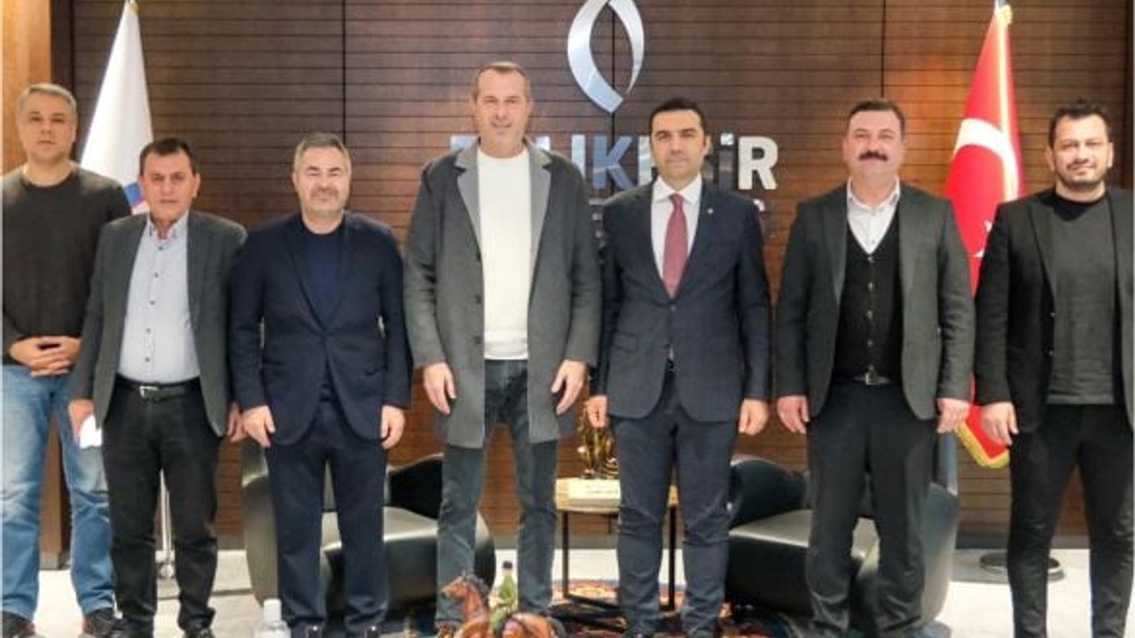 MHP’li Milletvekilleri Balıkesir'in Ticaretini Görüştü