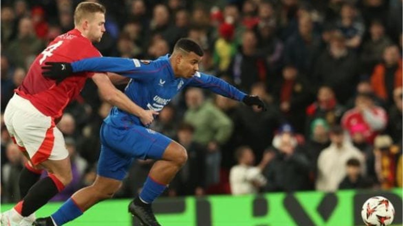 Manchester United, Rangers'ı Son Anlarda Yıktı!