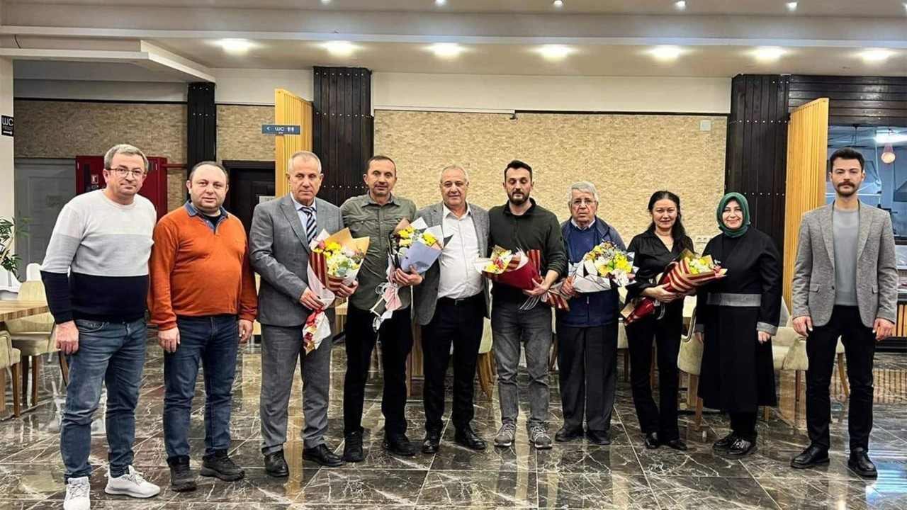 Gönen’de Çalışan Gazeteciler Günü Kutlandı