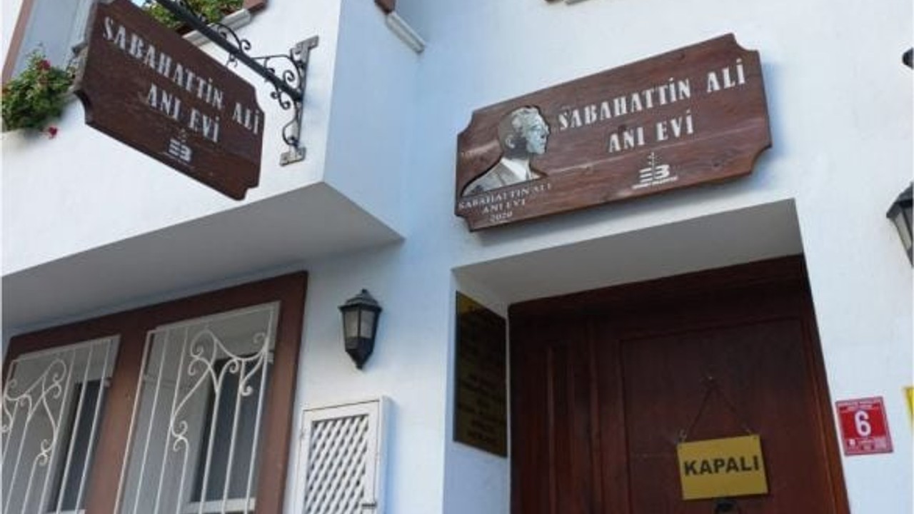 Sabahattin Ali Anı Evi Balıkesir'de Nerede?