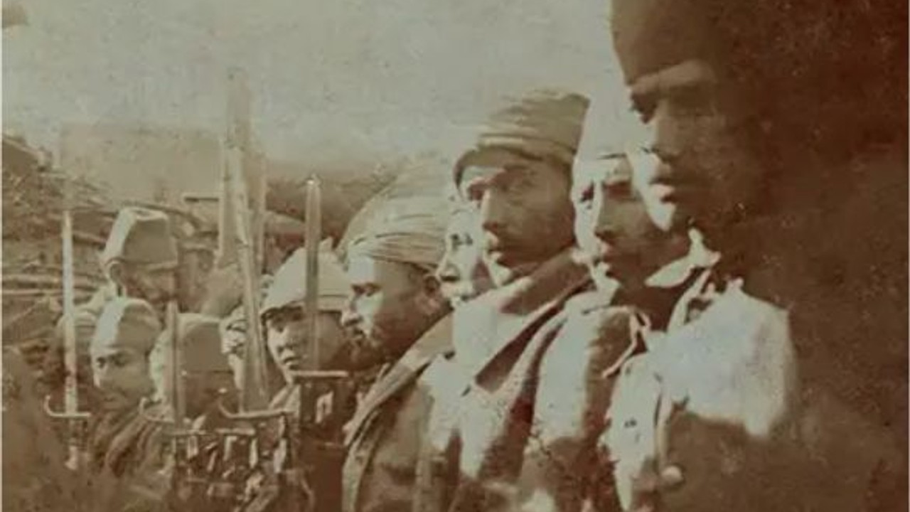 Bir Cephede 64 Yıl Ve Yürek Sızlatan Hikaye