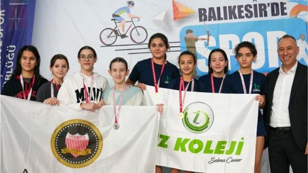 Balıkesir Olimpik Havuzunda Şampiyonlar Belli Oldu