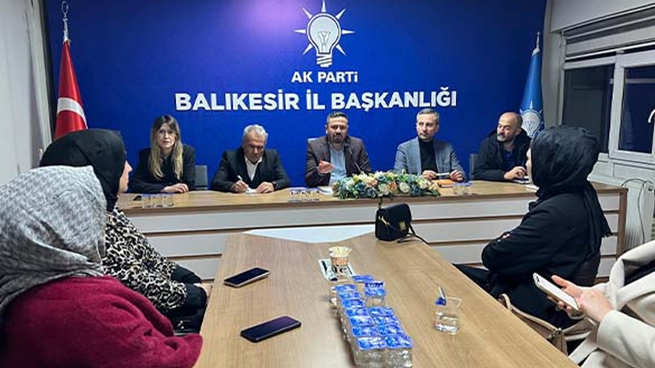 AK Parti Balıkesir İl Teşkilatı Haftalık Olağan Toplantısını Yaptı