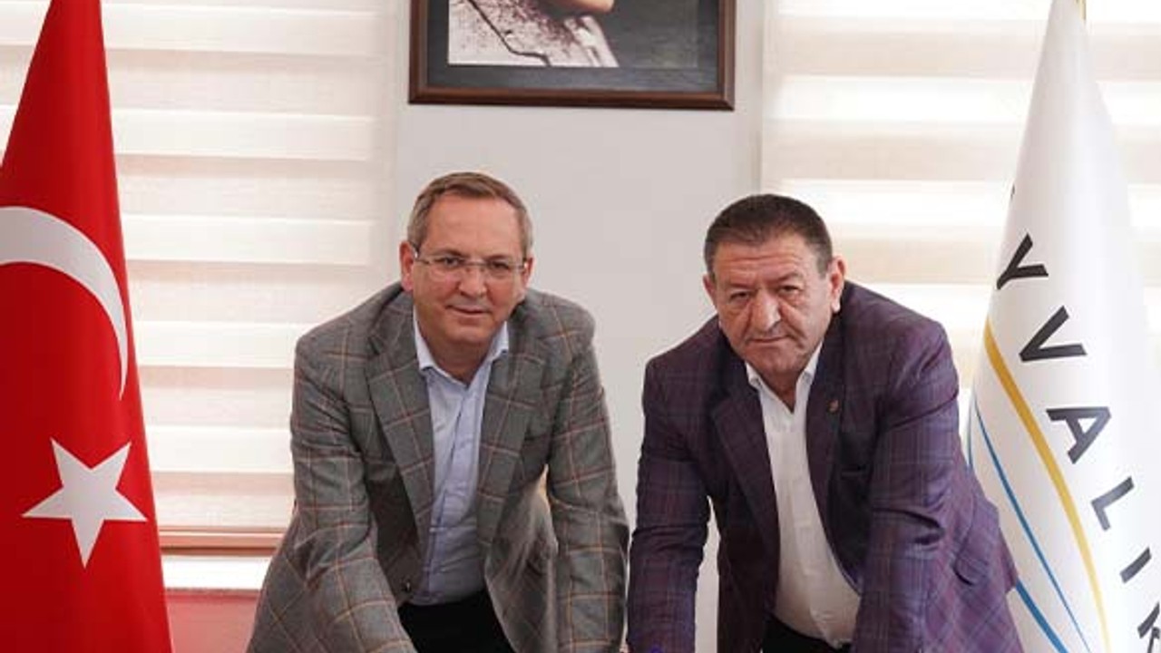 Ayvalık Belediyesi'nde Toplu İş Sözleşmesi İmzalandı