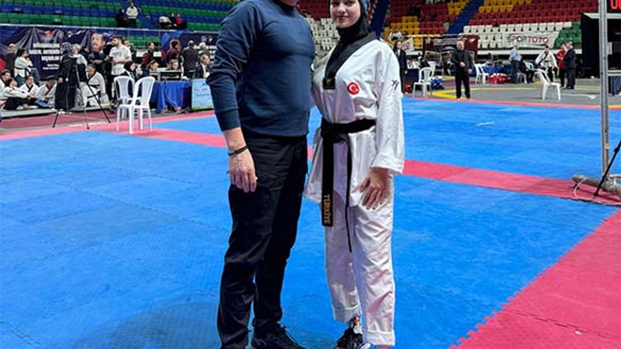 BAÜN Öğrencisi Yavaş, Taekwondo Şampiyonası’nda Türkiye 3.’sü Oldu