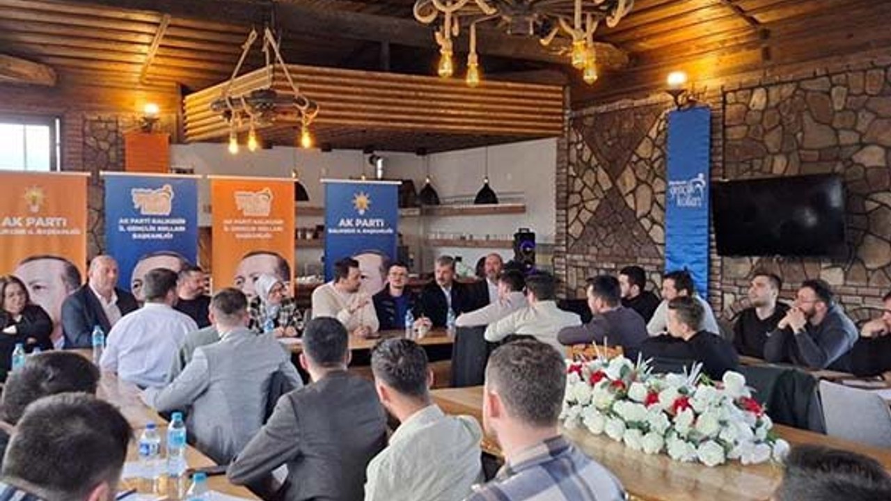 Balıkesir AK Gençlik’ten İlk Eğitim Kampı