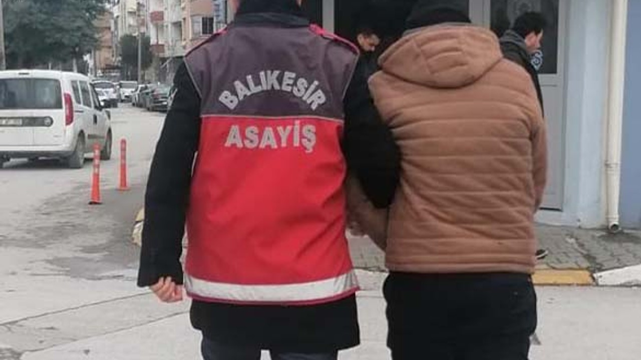 Balıkesir'de Aranan 61 Şahıs Operasyonla Yakalandı