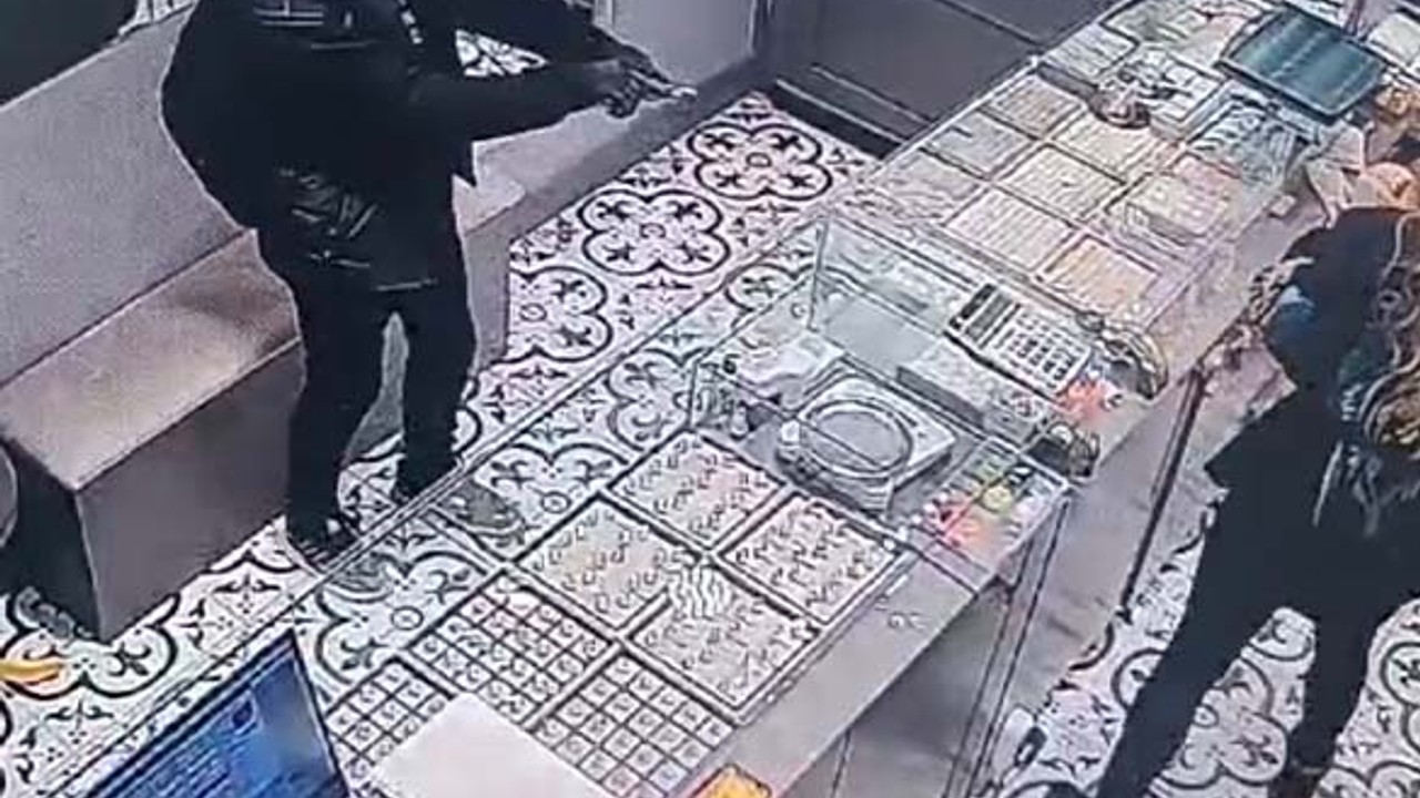 Balıkesir’de Soyguncu Kısa Sürede Kıskıvrak Yakalandı!