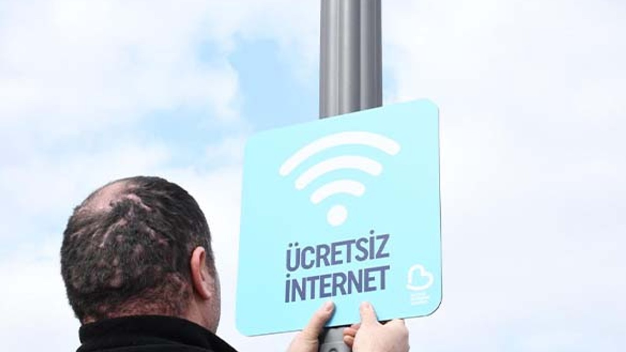 Balıkesir’de Ücretsiz Wi-Fi Hizmeti Yaygınlaşıyor