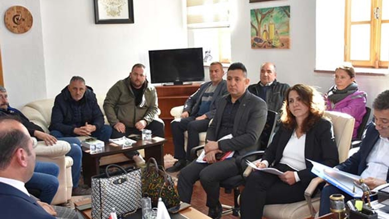Büyükşehir Savaştepeli ve Gömeçli Muhtarları Dinledi