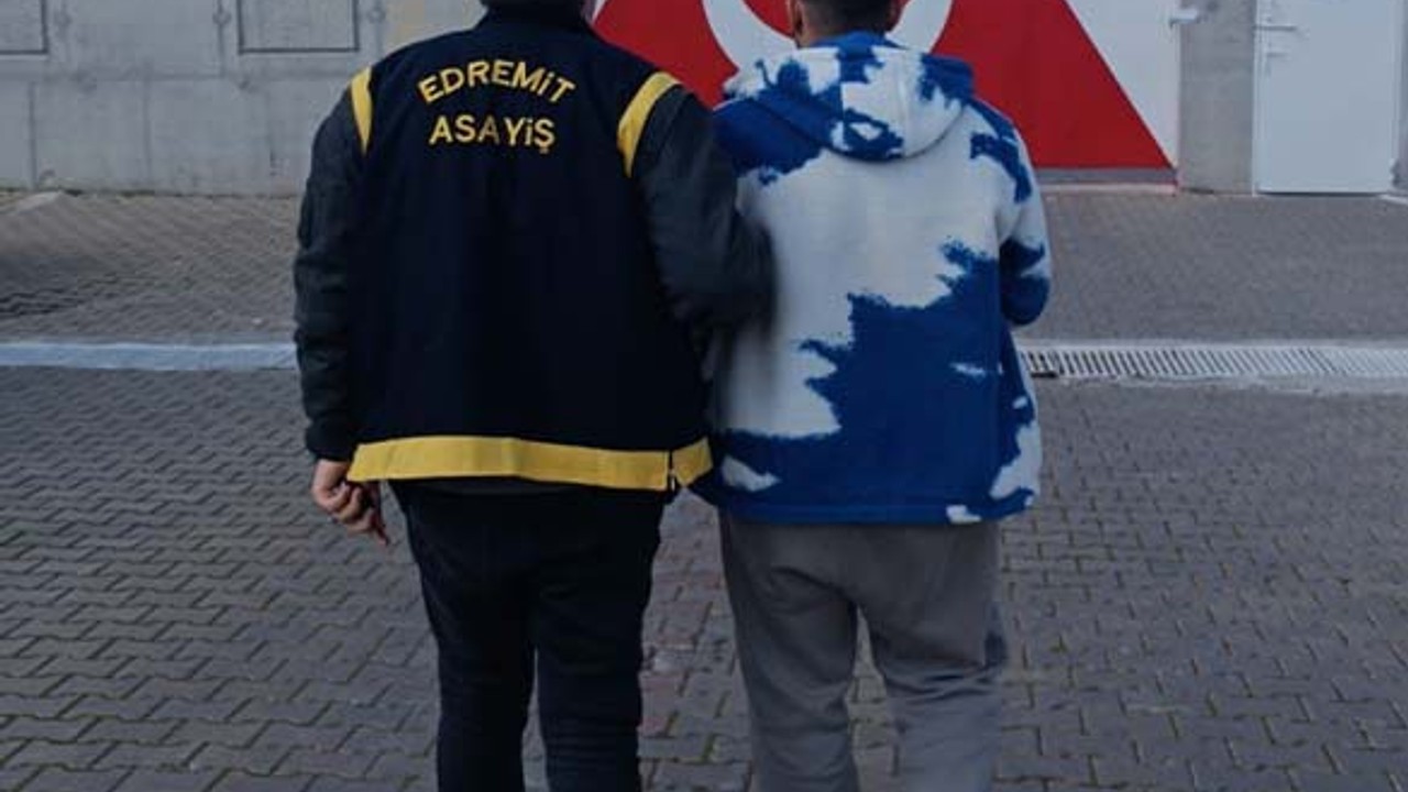 Edremit’te 19 Yıl 11 Ay Hapis Cezası Bulunan Firari Yakalandı!
