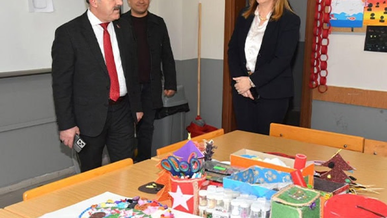 İl Müdürü Demir'den Edremit'te Okul Ziyareti