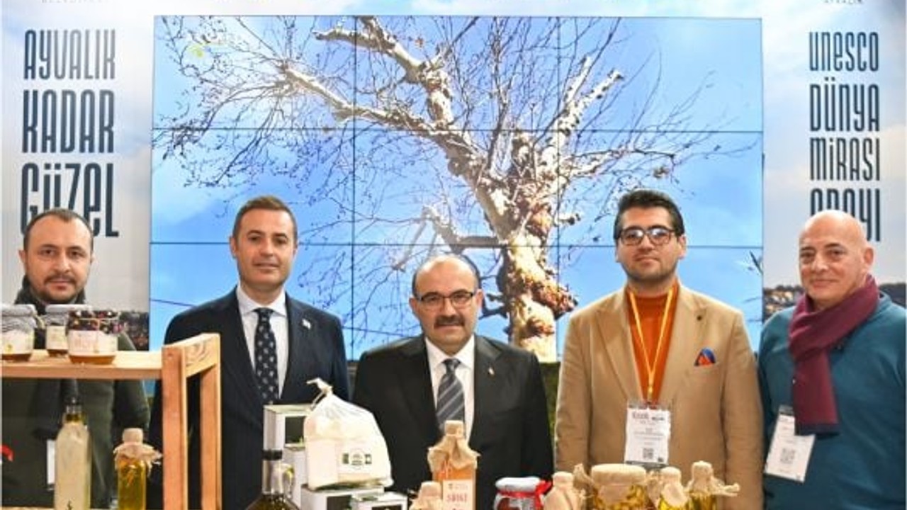 Vali Ustaoğlu EMITT Fuarı'nda