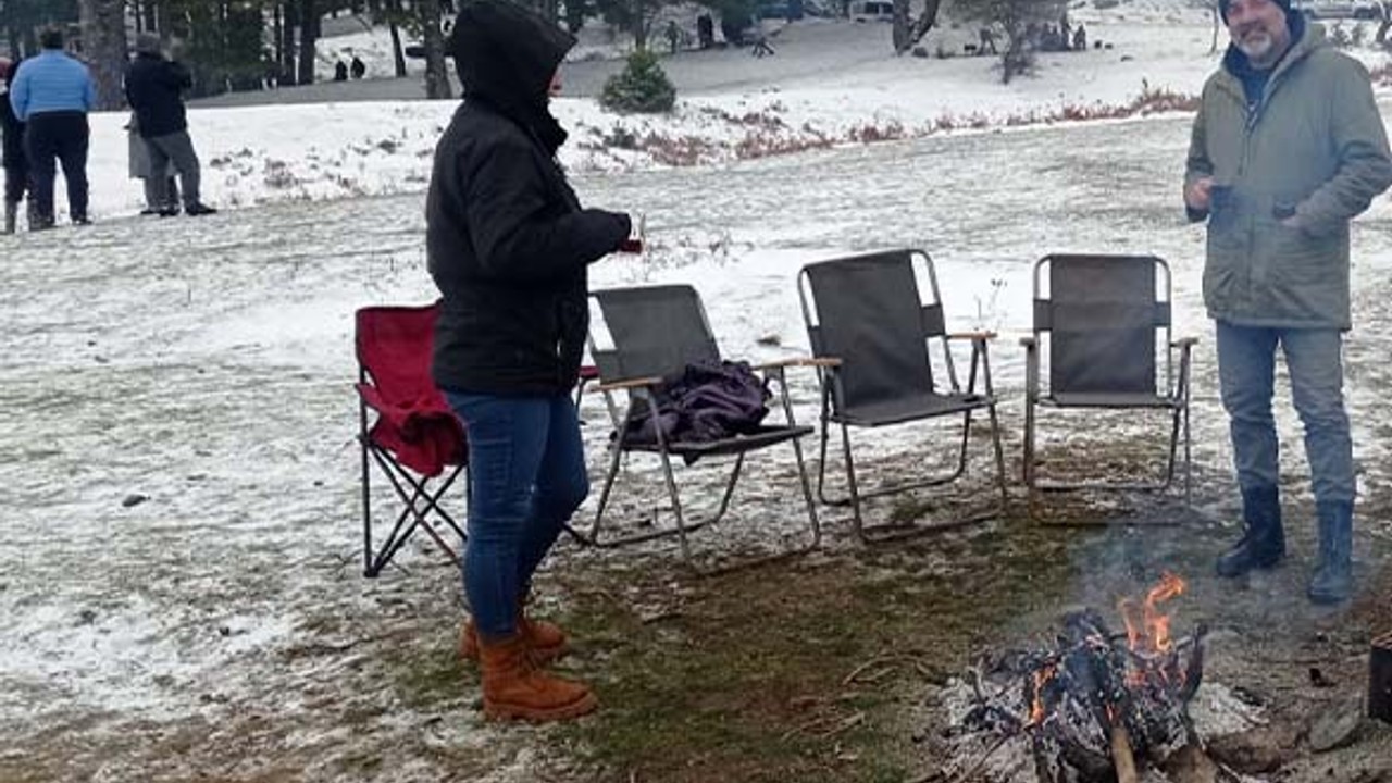 Kazdağları'nda Vatandaşların Kar Keyfi