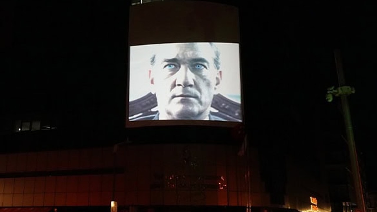 Yapay Zekâ ile Atatürk Balıkesir'de Canlandı