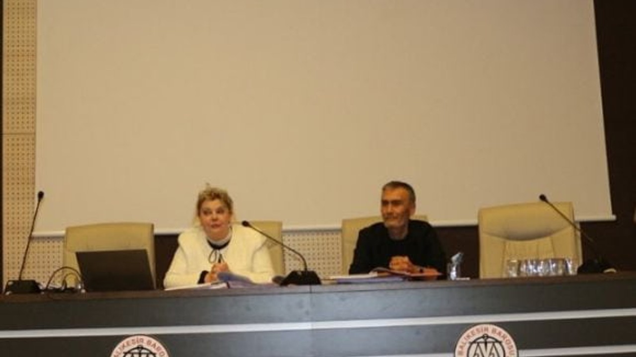 Balıkesir Barosu’nda “Boşanma Hukuku Uygulamaları” Eğitimi Düzenlendi