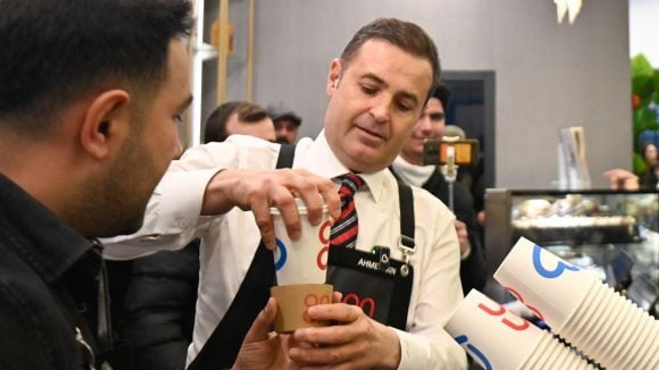 On On Kafe’nin yeni şubesi Paşaalanı’nda açıldı