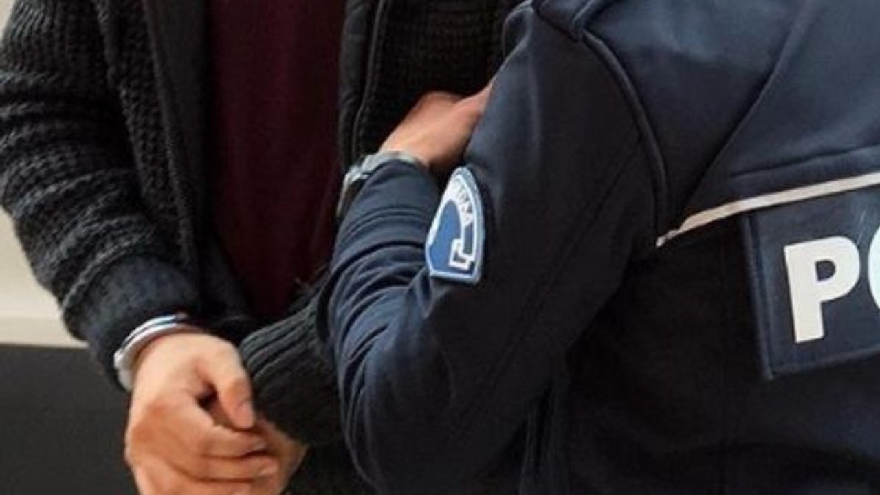 11 Yıl Hapisle Aranan Şahıs Edremit’te Bulundu