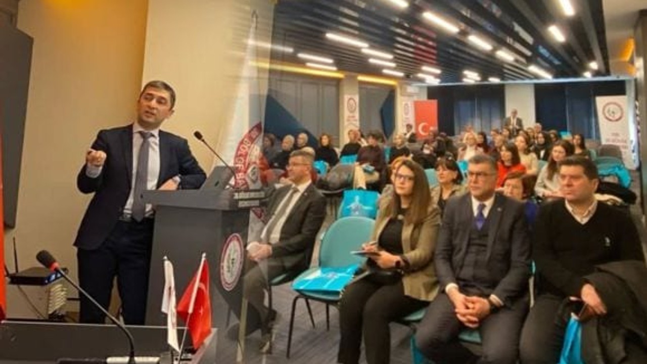 Balıkesir Eczacı Odası'ndan 'Gıda Takviyelerinin Akıllı Kullanımı' Eğitimi