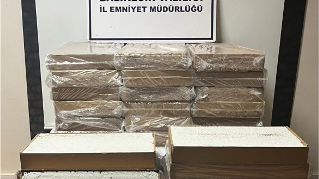 182 Bin Kaçak Makaron Edremit’te Bulundu!