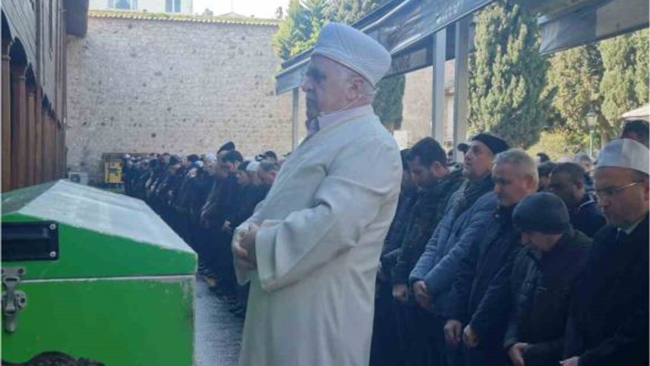 Cenaze Namazı Nasıl Kılınır?