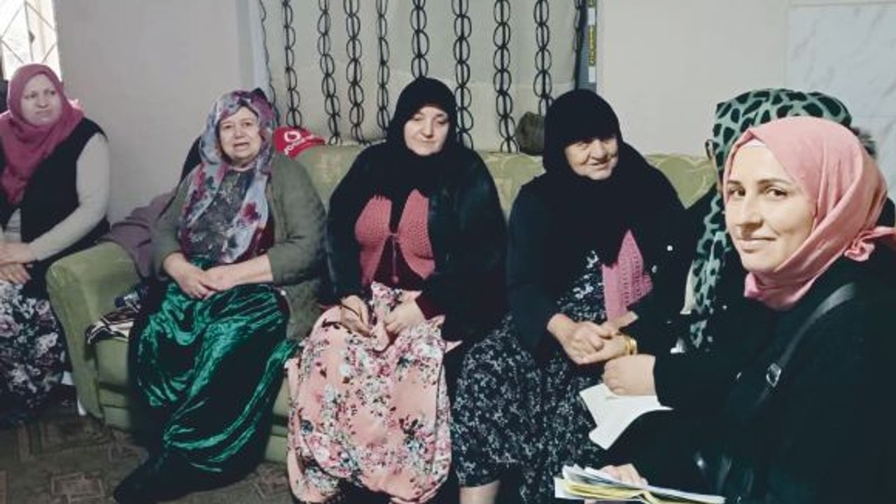 Şalvarları Giydiler Kapı Kapı Gönül Aldılar