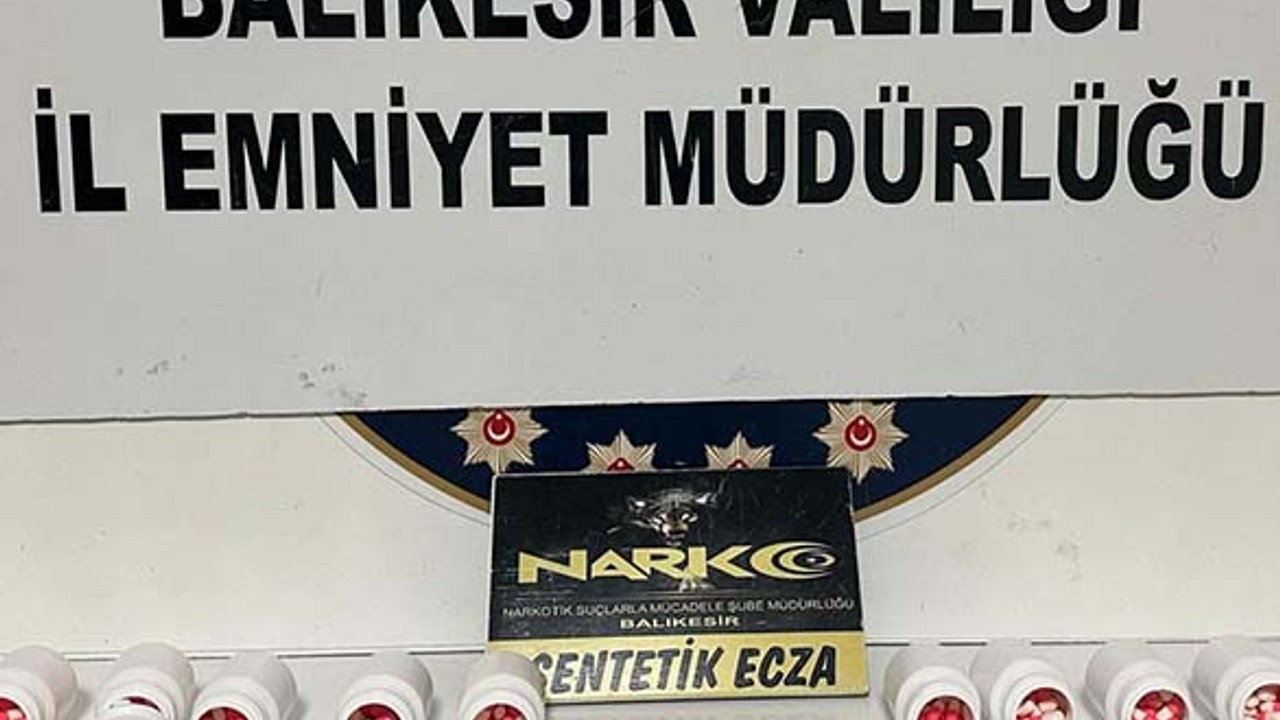 Balıkesir'de 566 Adet Sentetik Ecza Hap Ele Geçirildi