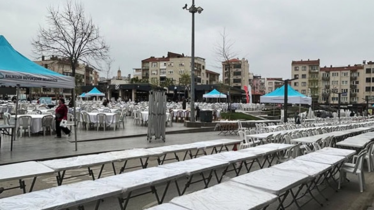 Balıkesir’de İftara Büyük Hazırlık Başladı