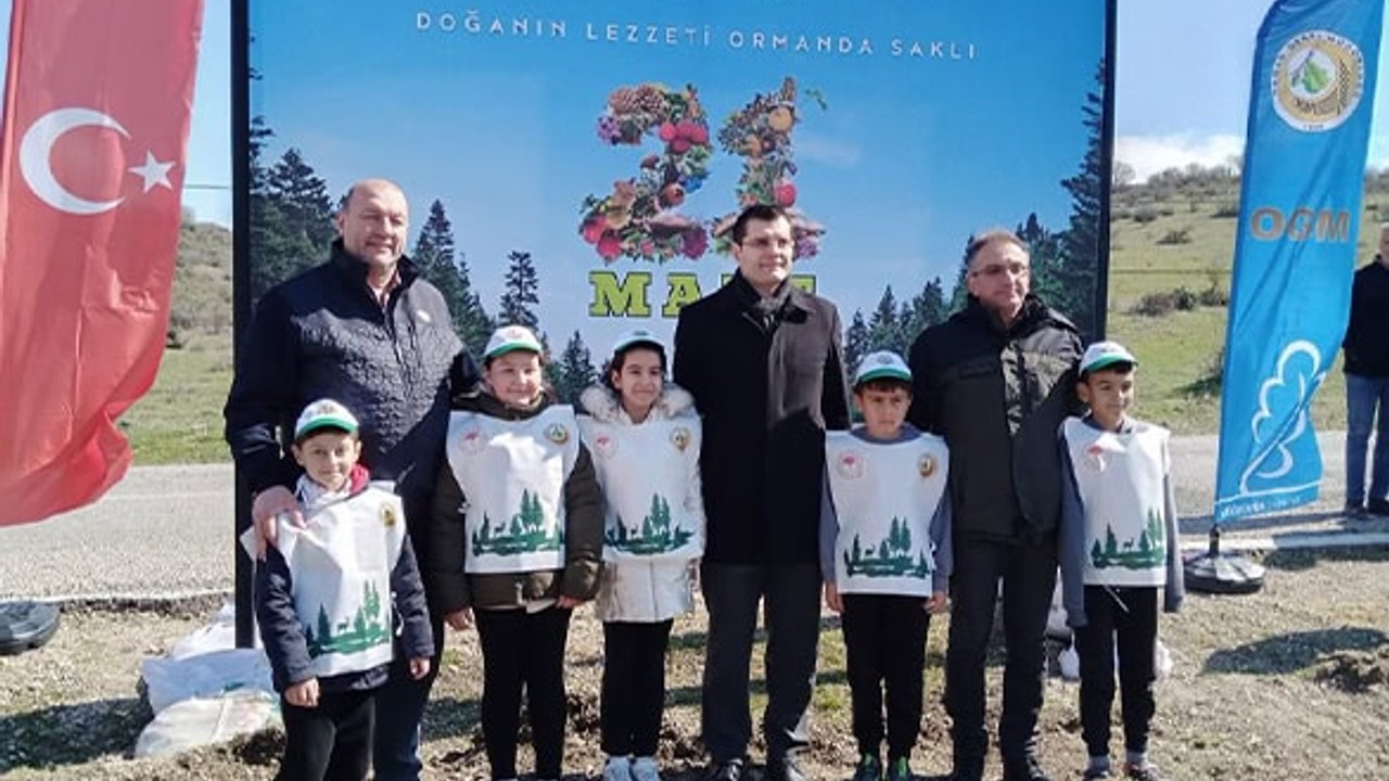 Bigadiç Belediyesi'nden Yeşil Geleceğe Destek
