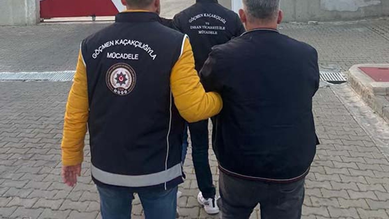 Burhaniye Merkezli Göçmen Kaçakçılığı Operasyonu