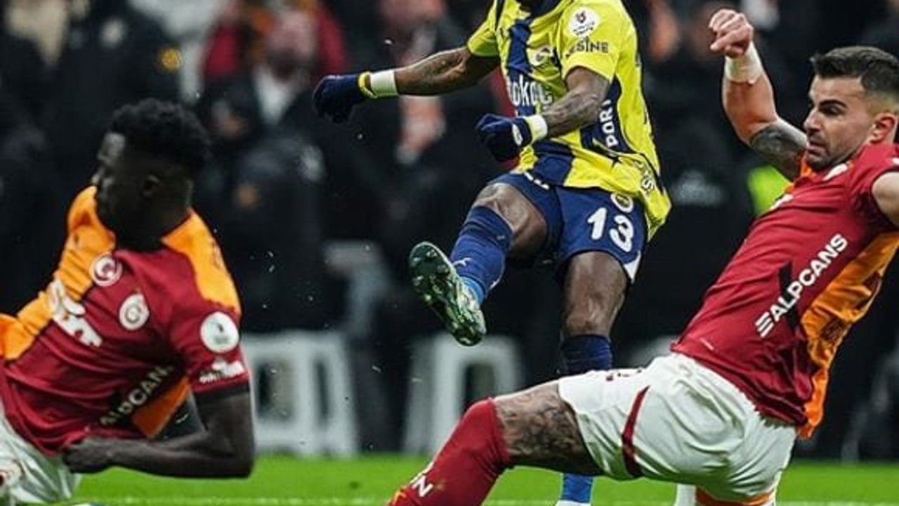 Ziraat Türkiye Kupasında Dev Derbi