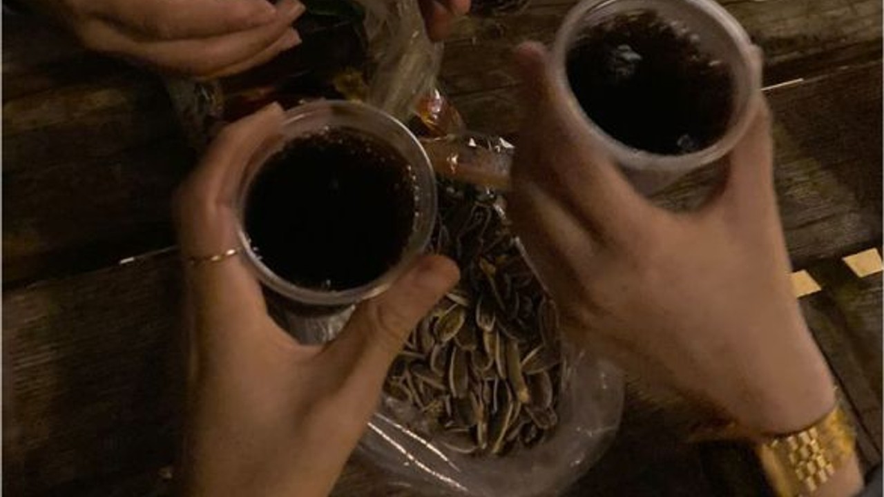 Balıkesir'de İftar Sonrası Çekirdek Keyfi