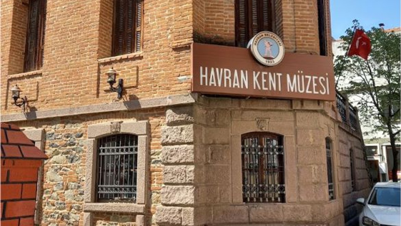 Havran Kent Müzesi Şehir Tarihini Ziyaretçilere Sunuyor