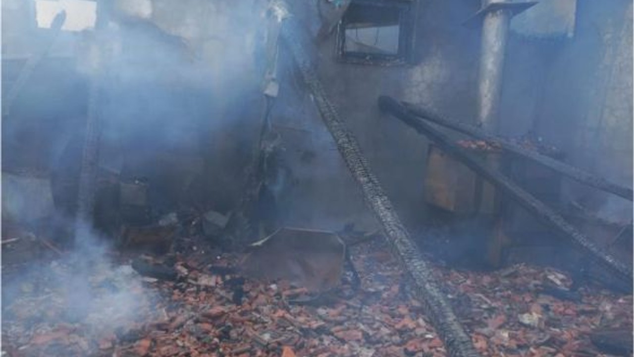 Balıkesir'de Kalorifer Dairesinde Yangın Çıktı