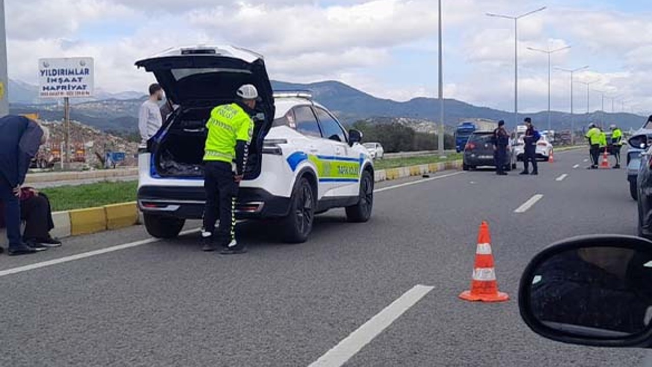 Balıkesir'de Otomobilin Çarptığı Kadın Ağır Yaralandı