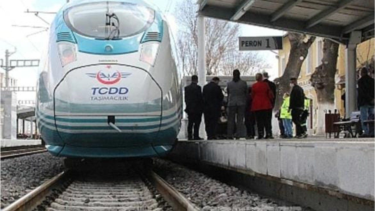 Tren Seferlerinde Gece Seyahati Daha Pahalı