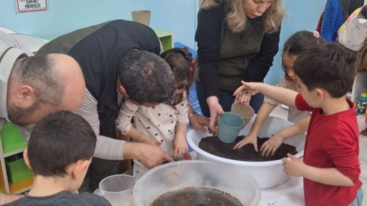 Minik Yüreklerden Yeşil Bir Gelecek