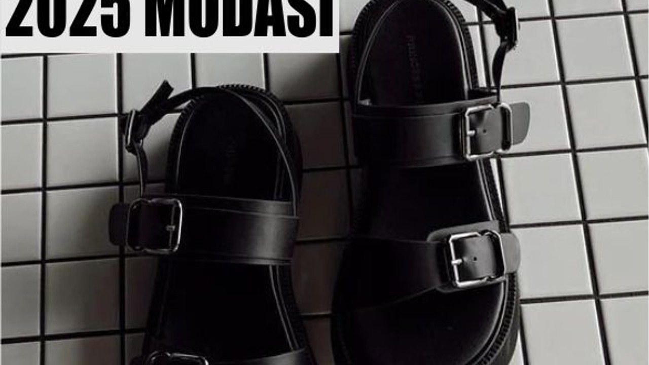 2025 Balıkesir'in Modasında Sandaletler Popüler