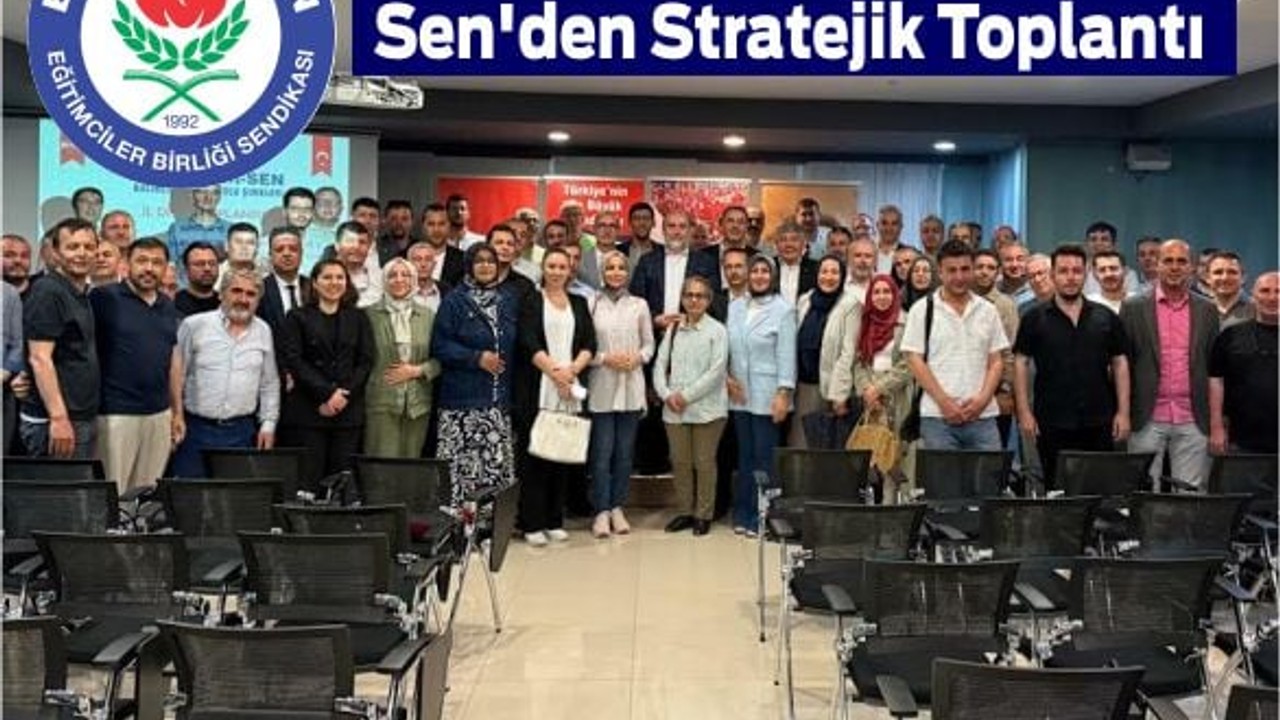Eğitim-Bir-Sen Balıkesir 1 ve 2 Nolu Şubeler İl Divan Toplantısı Yaptı