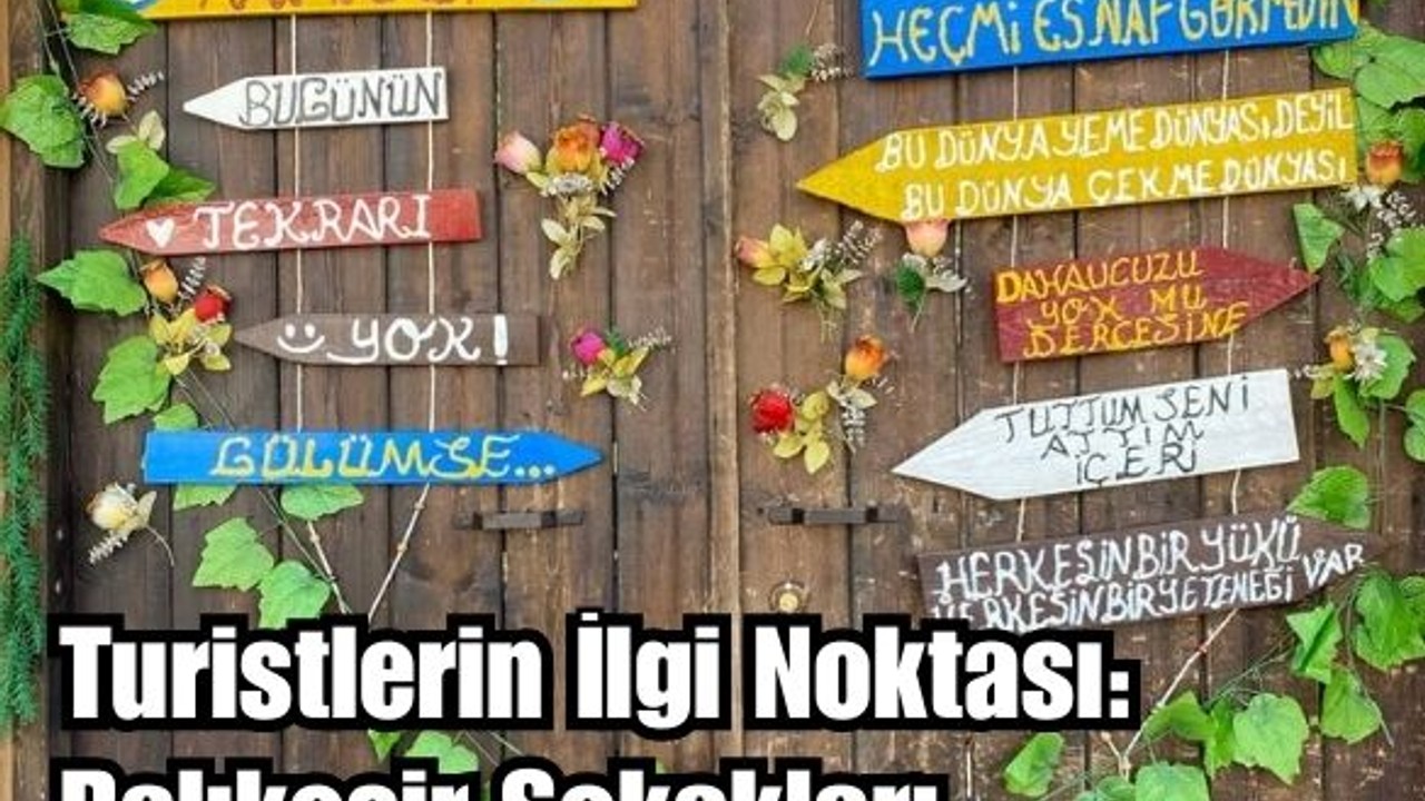 Balıkesir'in Sokaklarındaki Tablolar İlgi Çekiyor