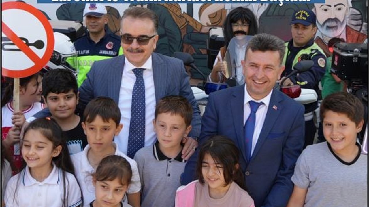 Edremit’te Trafik Haftası Renkli Başladı