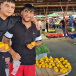 Akçay Pazarı’nın Neşesi “Limoncu Kardeşler”