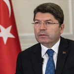 Yılmaz Tunç'tan deprem davalarına ilişkin açıklama