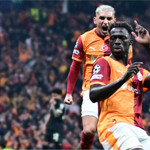 Galatasaray evindeki yenilmezlik serisini derbide sürdürdü