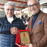 Balıkesirspor’dan Nev Sağlık Grubu Başkanı Ergin Kopal’a Plaket