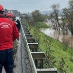 Susurluk’ta Araç Çaya Uçtu