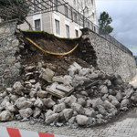 Sındırgı’da Yağış Sonrası TOKİ Bölgesindeki İstinat Duvarı Çöktü