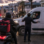 Balıkesir’de Motokuryenin Önünü Kestiler