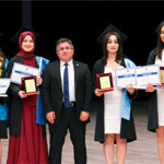 Balıkesir Üniversitesi Tıp Fakültesi’nde 2025-2026 Mezuniyet Sevinci Yaşandı